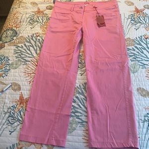 Soya women’s pants in pink. NWT. Size T-3